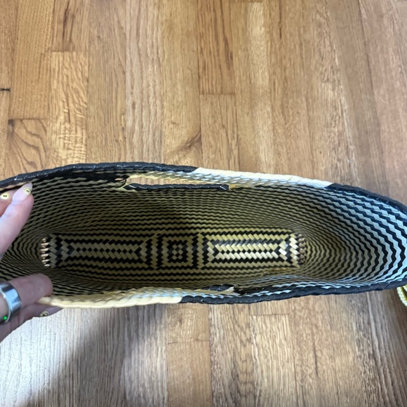 Josephine Alexander Palma Woven Hand Bag in Stripes - Picture 4 of 4